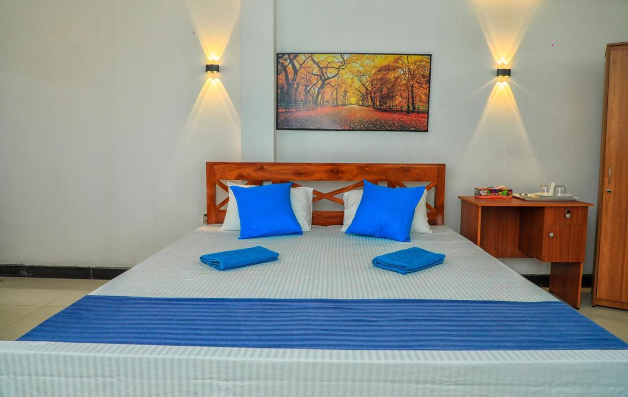 Ayomal Beach Paradise Kurunduwatta Ngoại thất bức ảnh