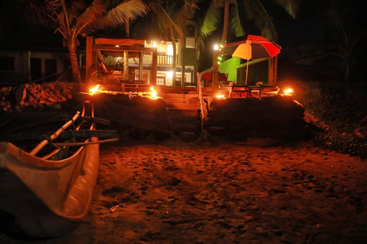Ayomal Beach Paradise Kurunduwatta Ngoại thất bức ảnh