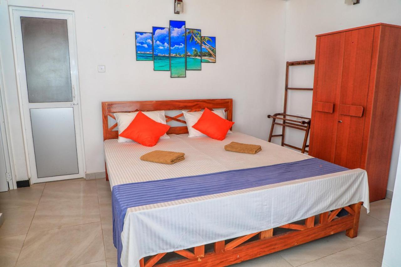 Ayomal Beach Paradise Kurunduwatta Ngoại thất bức ảnh